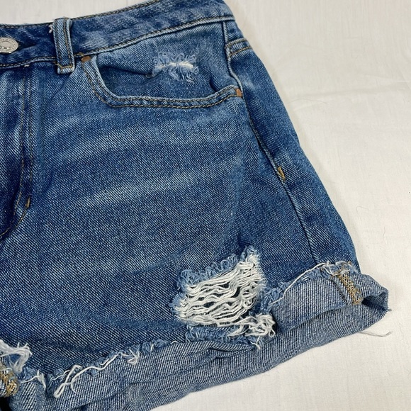 Pacsun Medium Wash Mom Short Jean Shorts Size 27 High Rise Distressed Cuffed - Picture 4 of 7